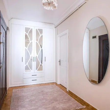Spacious And Fully Furnished Flat In Bahcelievler *