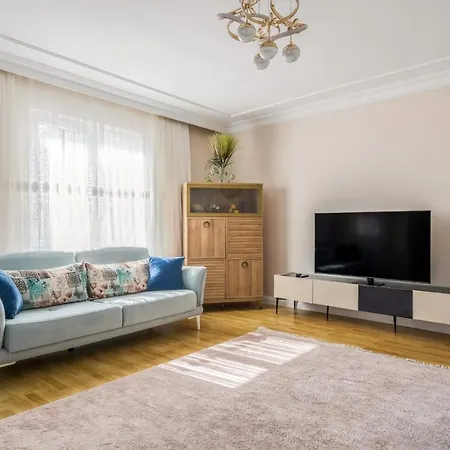 Spacious And Fully Furnished Flat In Bahcelievler * Κωνσταντινούπολη
