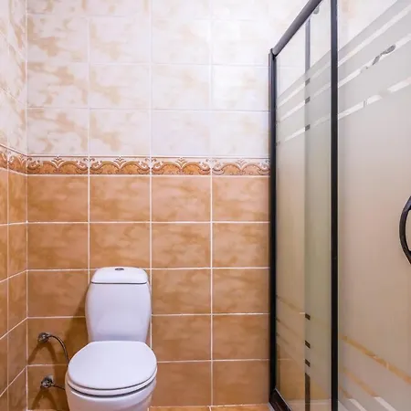 Spacious And Fully Furnished Flat In Bahcelievler Διαμέρισμα Κωνσταντινούπολη