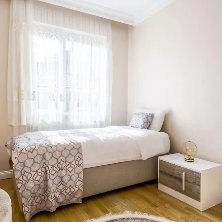 Spacious And Fully Furnished Flat In Bahcelievler